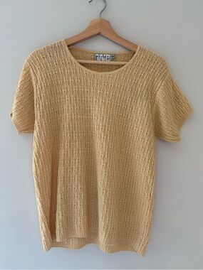 WEEKEND EDITION | Vintage Butter Yellow Knit Short Sleeve Top | Medium